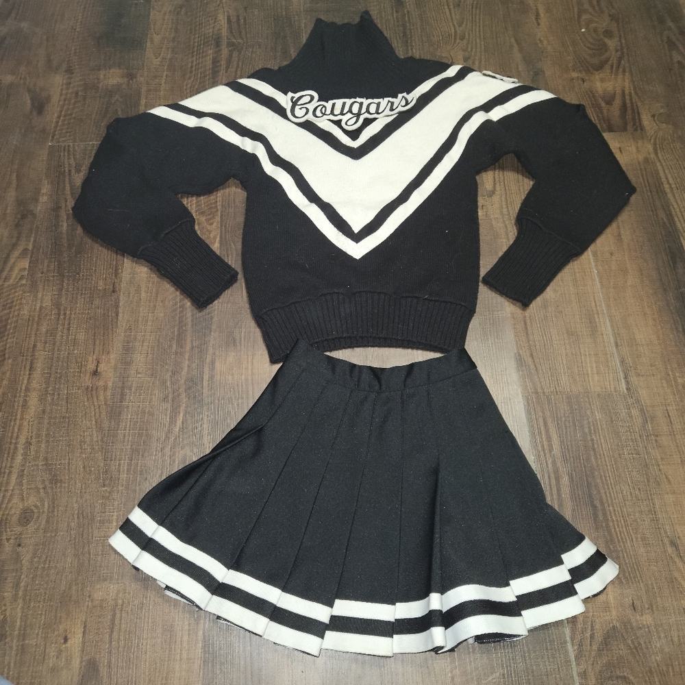Vintage Cheerleader Cougar Outfit